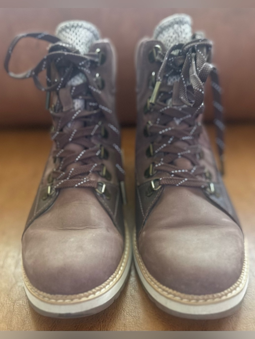 TOMS Mesa Waterproof Lace-Up Ankle Boots Brown Leather Suede Women’s Size 8 EUC - Picture 3 of 9